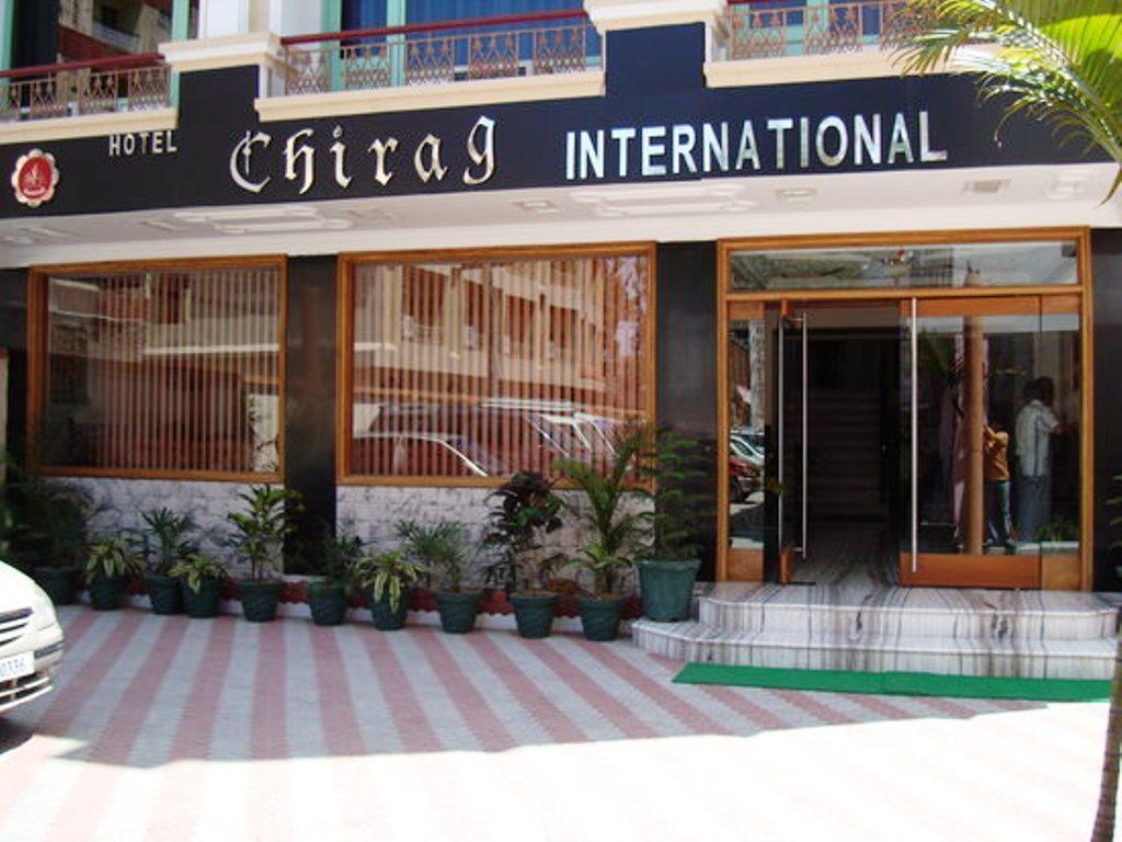 Hotel Chirag International Katra (Jammu and Kashmir) Bagian luar foto